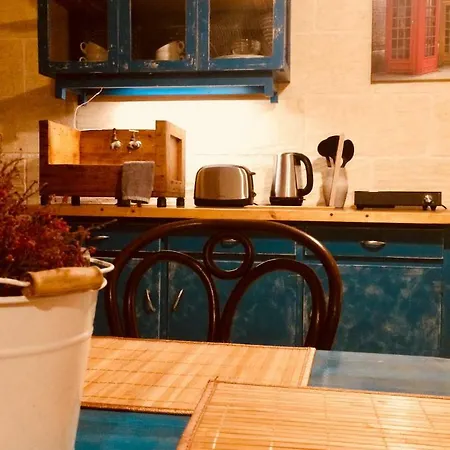 In Nuffara Plus * نادور