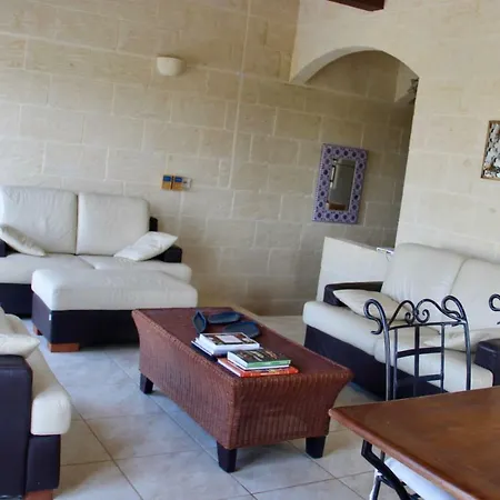 In Nuffara Plus بيت ضيافة *